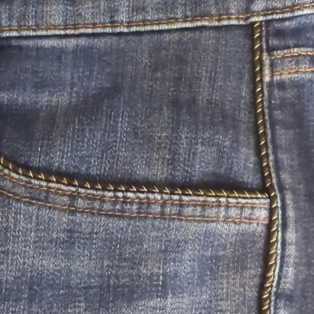 WHBM EVERYDAY SOFT Skinny Ankle, Trim Detail, Blue Women's Jeans Size 16